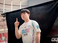 爱奇艺体育登录入口-包含LPL嘴最硬的选手诞生！Bin赛后采访放话：我一直是世界最强上单的词条