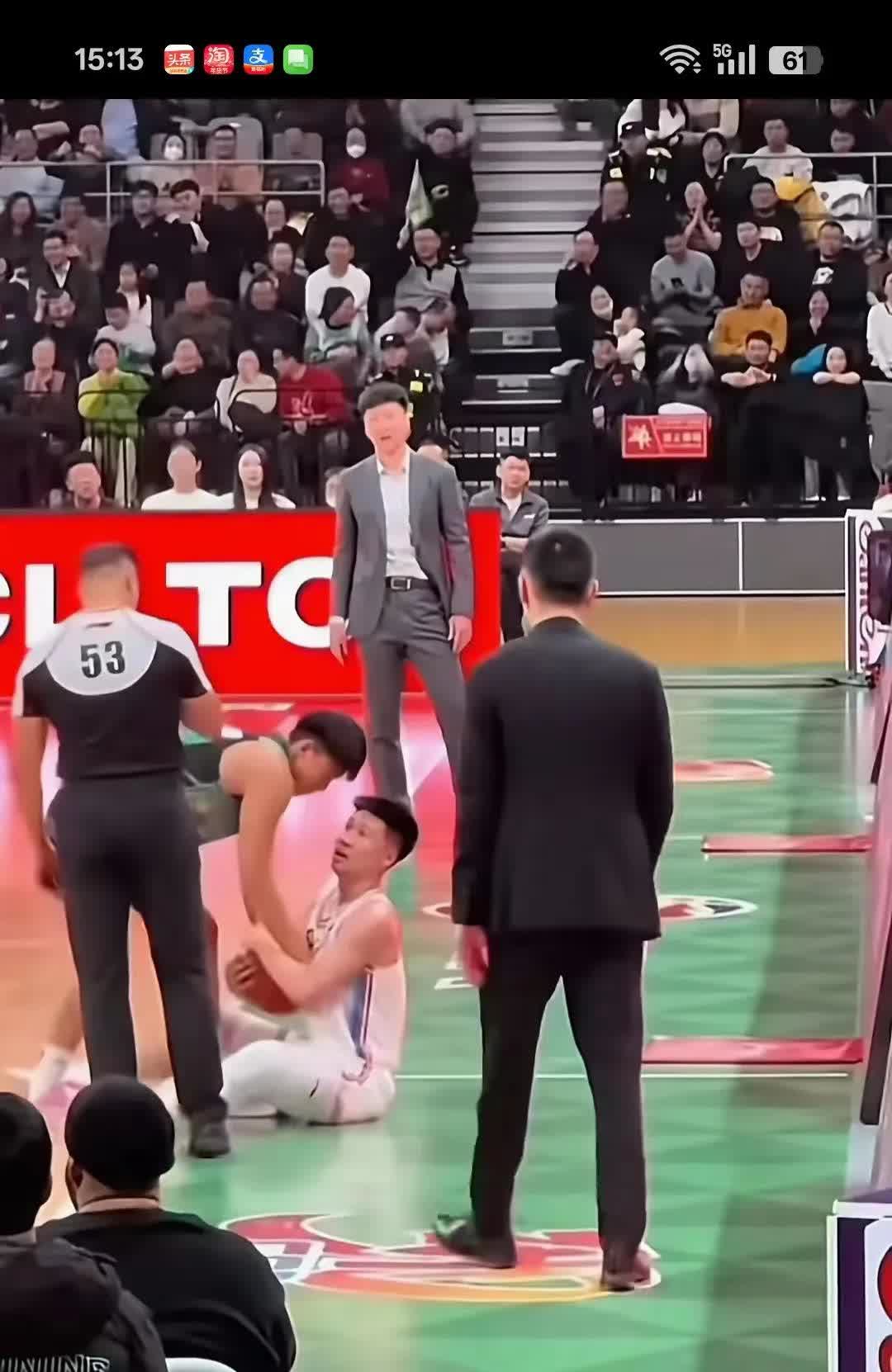 四川男篮队员全力备战下一场对决的简单介绍