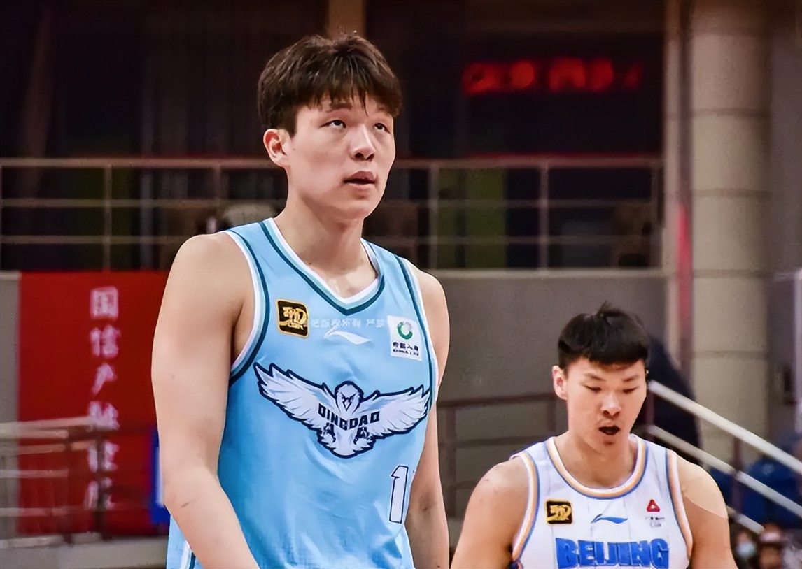 包含曝杨瀚森选秀当天会到纽约林葳锁定夏联资格的词条