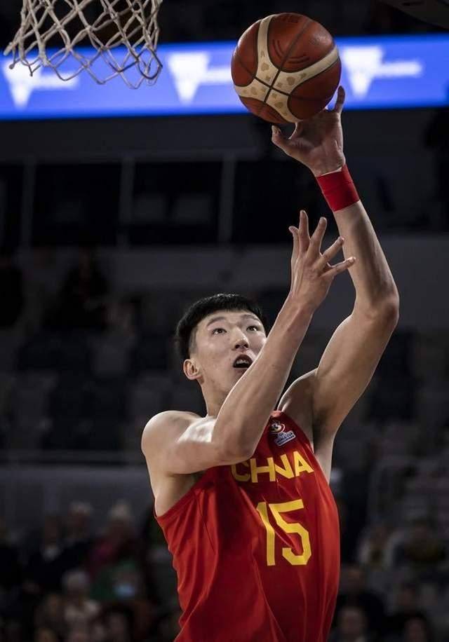 包含男篮热身赛回顾：周琦16分9篮板，中国不敌斯洛文尼亚的词条